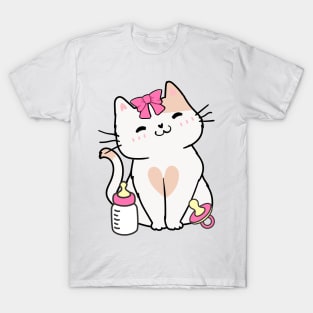 Cute Persian cat is a baby - girl T-Shirt